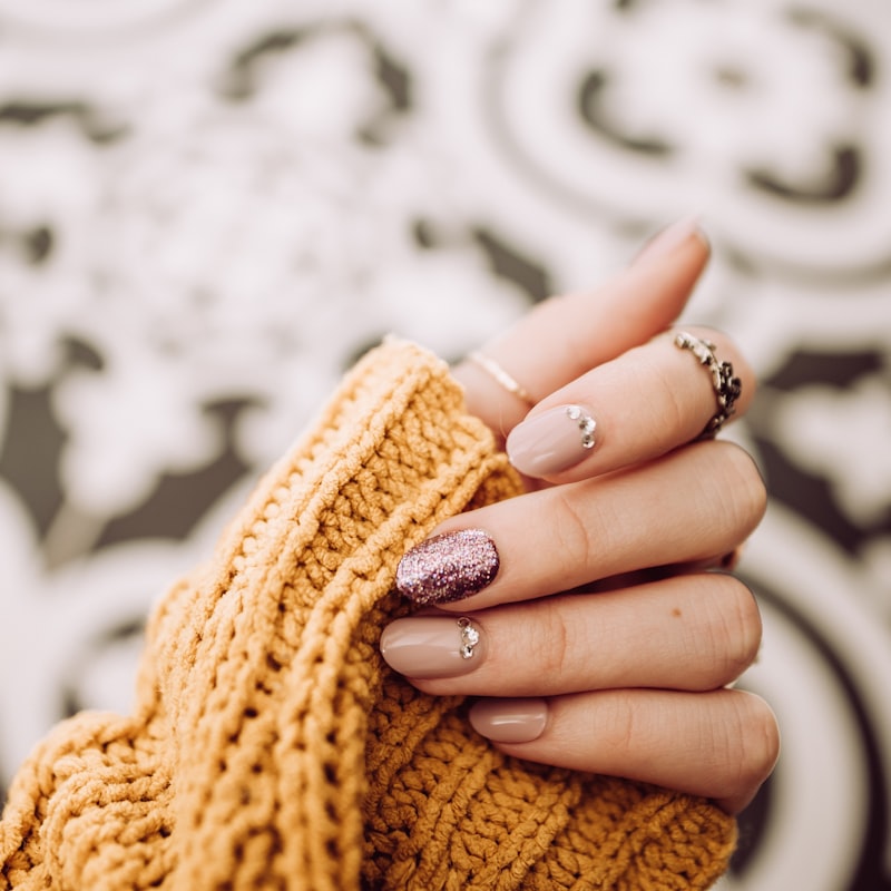 クリスタル×グリッターネイル